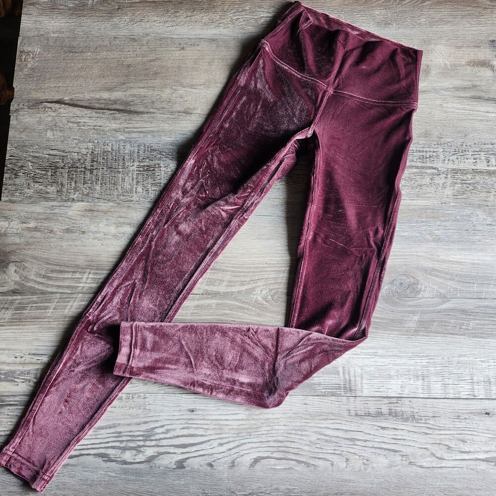 (4) Lululemon Wunder Lounge High-Rise Tight 28" *Velvet
